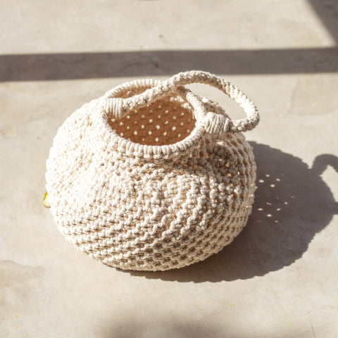 Naga Macrame Bucket Bag, in Off White