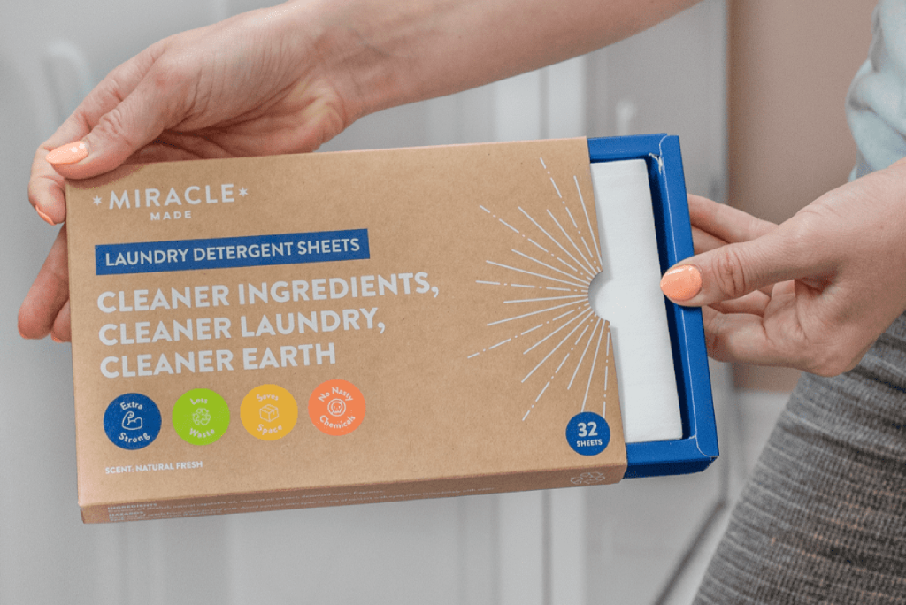 ZERO-WASTE LAUNDRY DETERGENT! BETTER FOR YOU & THE PLANET.